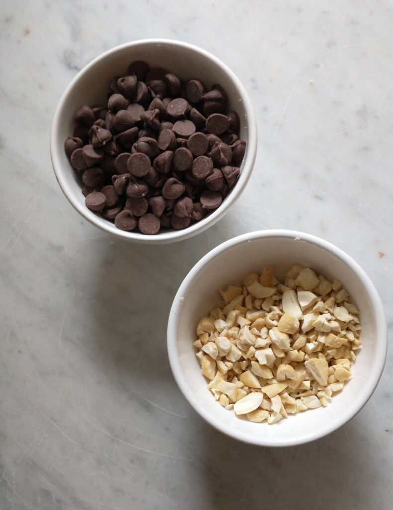 Chocolate and chopped cashews for topping