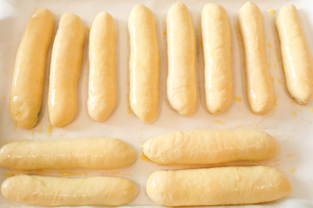 hot dog buns ready to bake