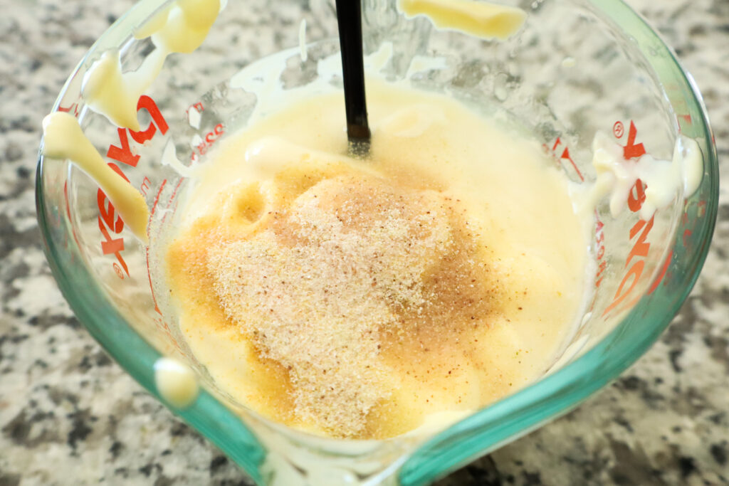 adding seasonings to mayo