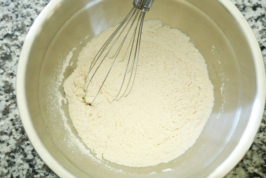 whisked dry ingredients in mixing bowl