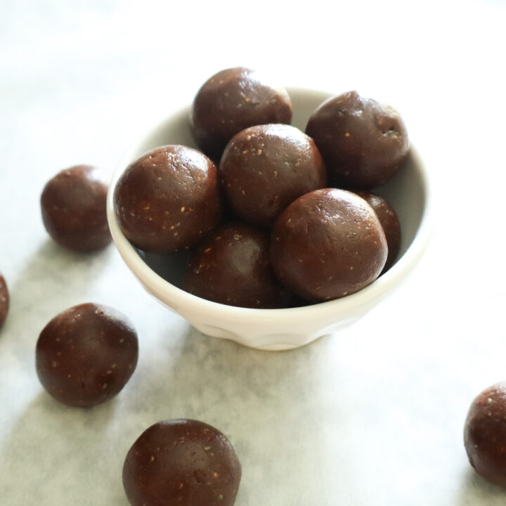 Fudgy Chocolate Collagen Bites