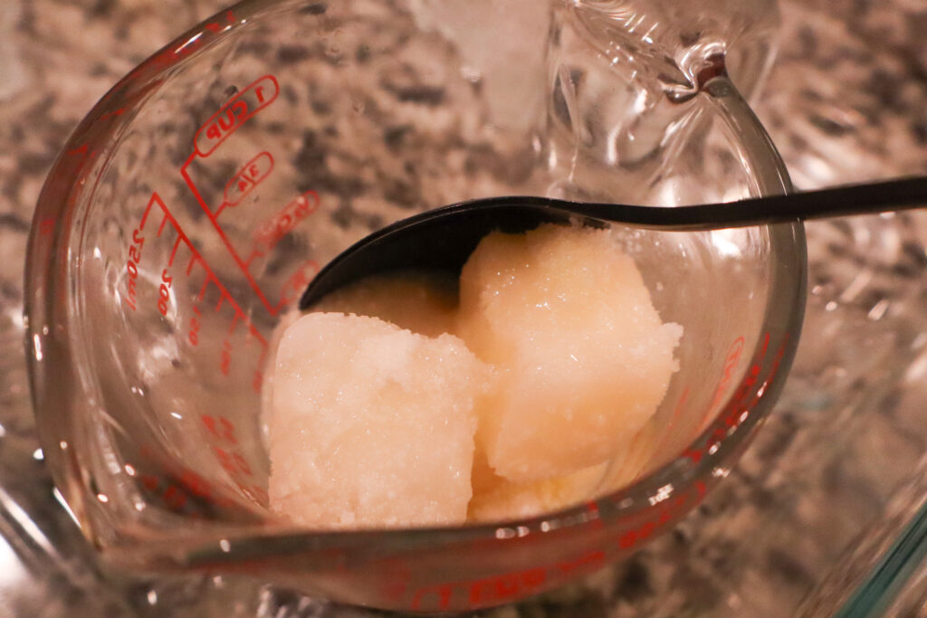 adding more lye to frozen breastmilk causing the milk to thaw