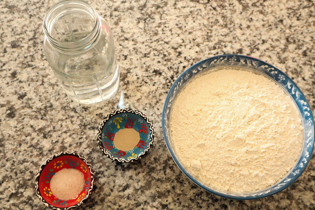 ingredients for thin crust pizza