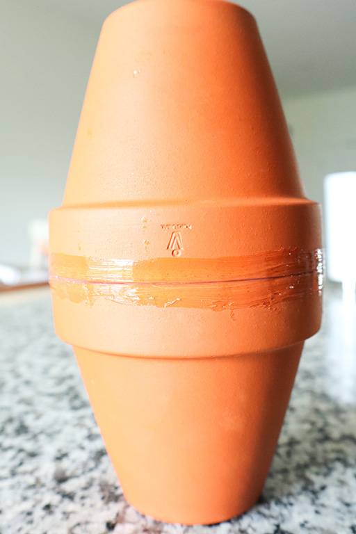 sealing two pots together with silicone