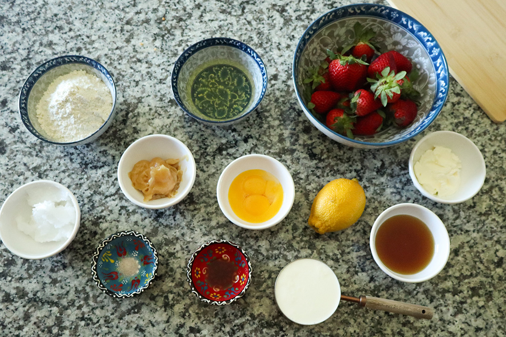 refined sugar free strawberry shortcakes ingredients
