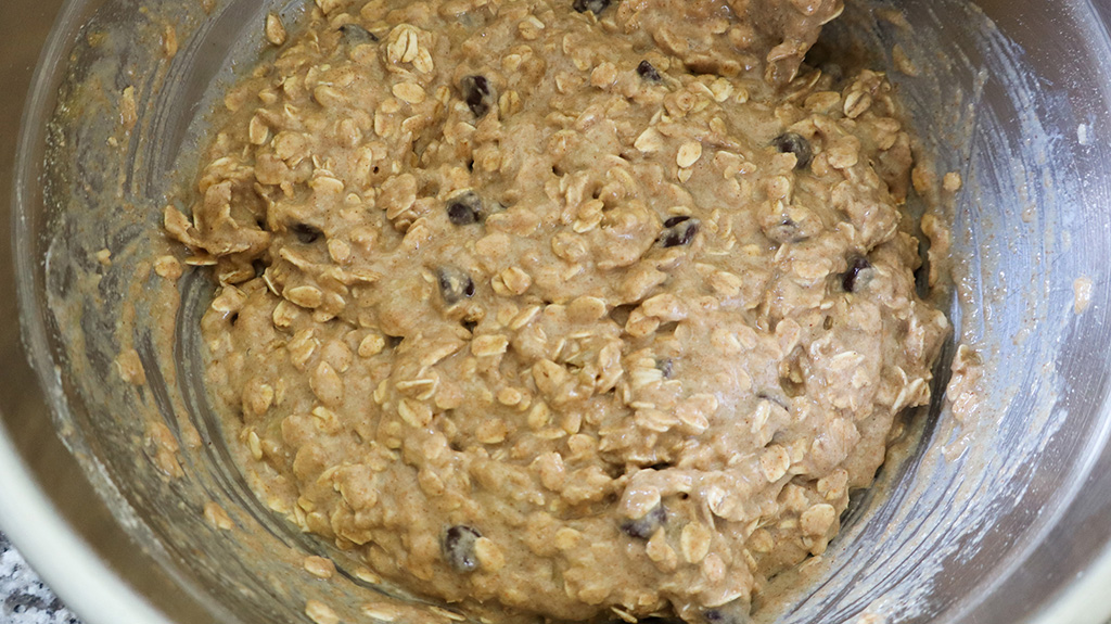 banana chocolate chip oatmeal bars batter